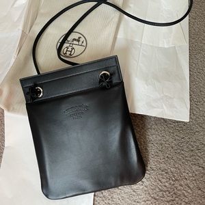 Brand New Hermes Aline mini bag in noir